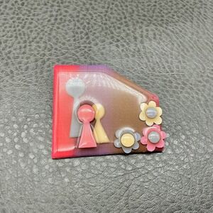 Lucinda People Pins House Brooch Pin Family Flower Garden Home Resin 1.5 Inch